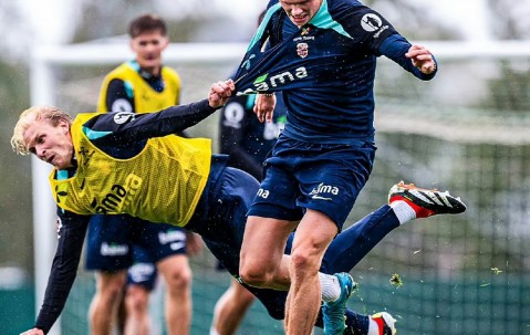 尊龙网址 -清晨体能课后，马德里竞技刷新队史纪录备战欧联，气氛紧张，赛季目标并未改变的简单介绍