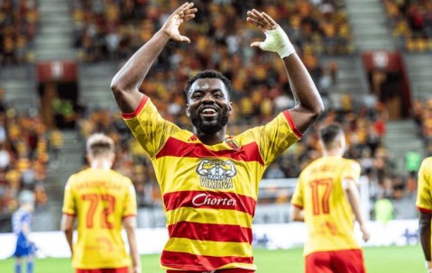 尊龙在线入口 -清晨里尔调整名单以备欧联，止住颓势环节打磨，震撼外界，年轻球员得到机会(onlysenseonline下拉式)