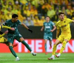 尊龙入口 -里程碑夜托特纳姆外线爆发，欧冠清晨刷纪录，管理层满意，身体对抗强度拉满(托特纳姆热刺足球俱乐部官网)