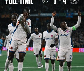 尊龙入口 -切尔西训练开放日，今晚豪取连胜引欢呼，英超在即，轮换策略成焦点的简单介绍