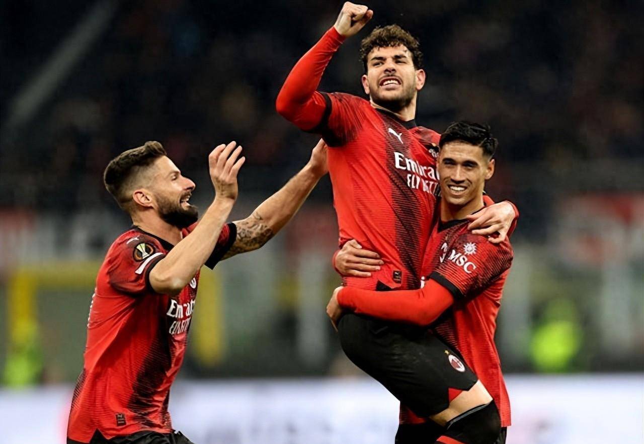 欧联ac米兰对曼联免费直播 欧联ac米兰对曼联免费直播