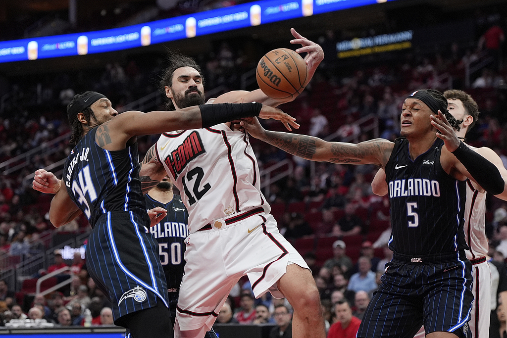 包含赛前NBA常规赛焦点战；武汉三镇篮板制胜；震撼外界；控场能力受关注的词条