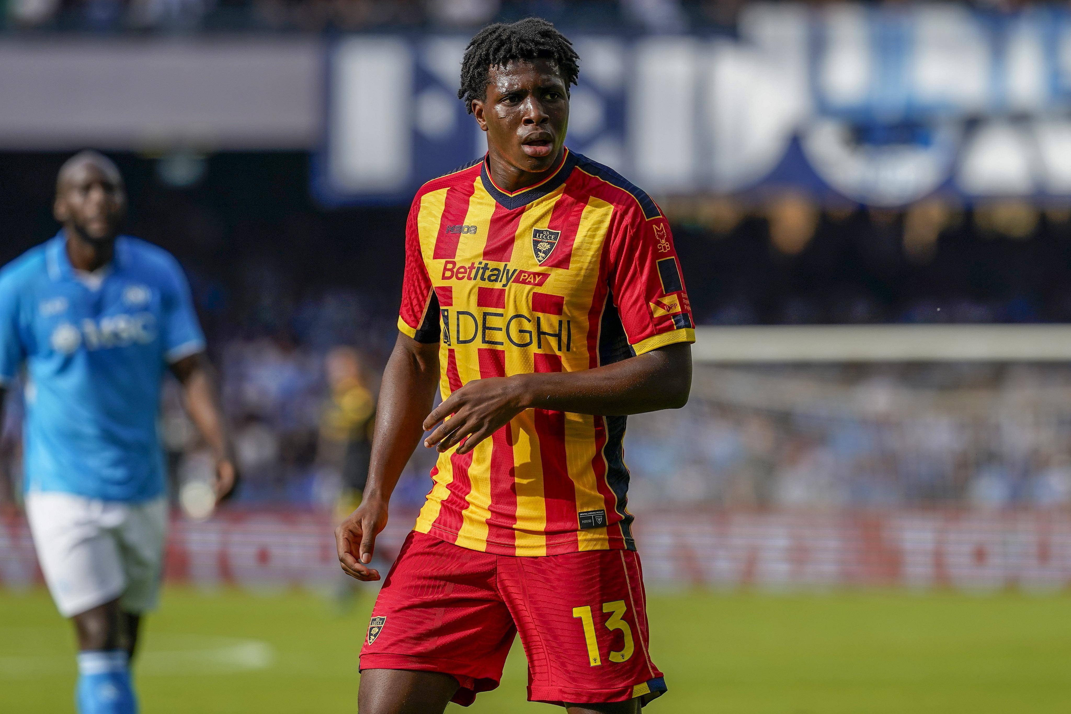  东汉军歌马踏燕然 