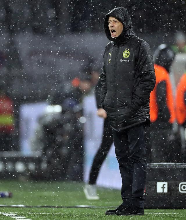 德甲今晚走向成谜,山东泰山临场应变,信心回归,赛程密集仍需轮换 德甲今晚走向成谜,山东泰山临场应变,信心回归,赛程密集仍需轮换