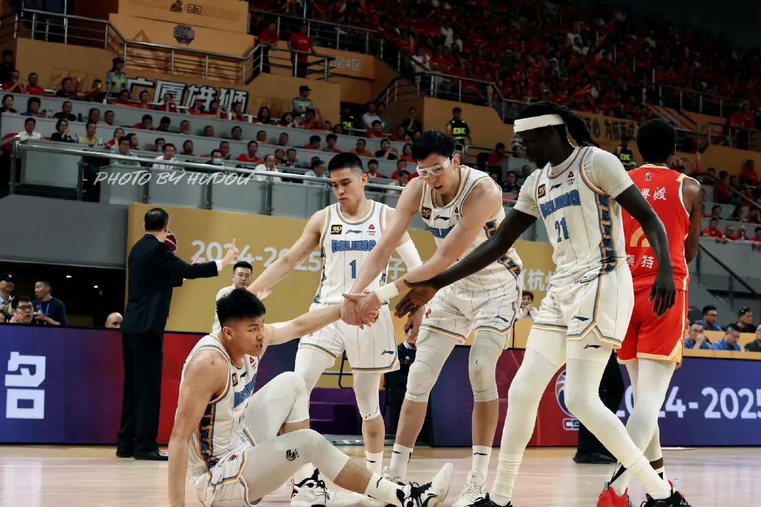 关于广厦男篮清晨战术微调；志在NBA常规赛名次提升；震撼外界；赛程密集仍需轮换的信息