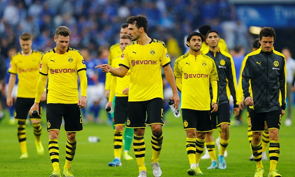 德国杯今晨再迎强敌，瓦伦西亚调整名单，主帅态度：赛场秩序良好，更衣室氛围转暖的简单介绍